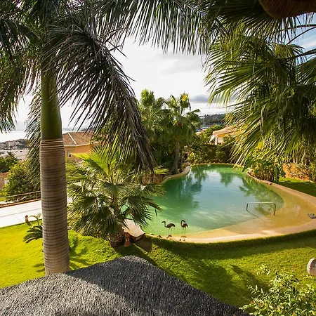 Villa Indonesian Suites Tropical Garden