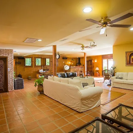 Indonesian Suites Tropical Garden Villa *